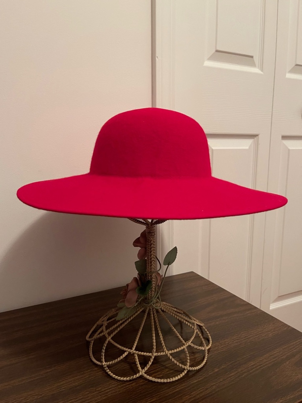 Red 100% Wool Wide Brim Hat - One Size